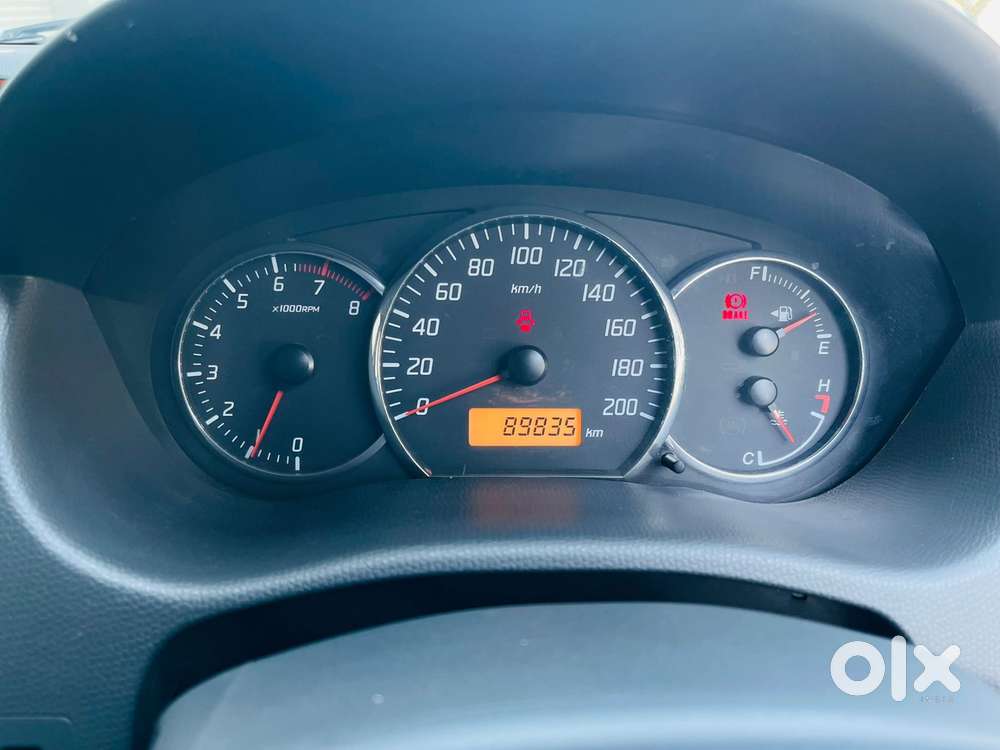 Maruti Suzuki Swift Lxi Option, 2010, Petrol