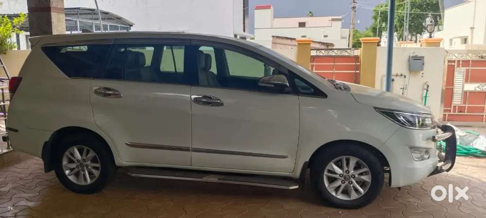 Toyota Innova Crysta 2017