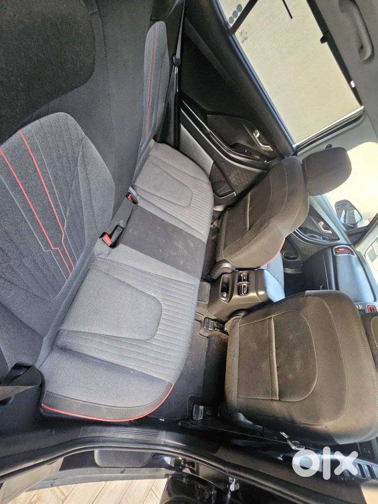 Hyundai Creta 1.5 S Plus Knight Petrol Dual Tone, 2023, Petrol