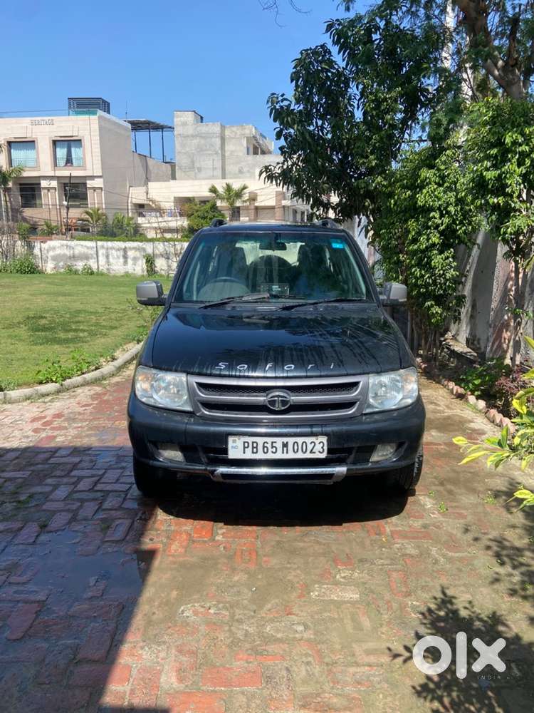 Tata Safari 2011