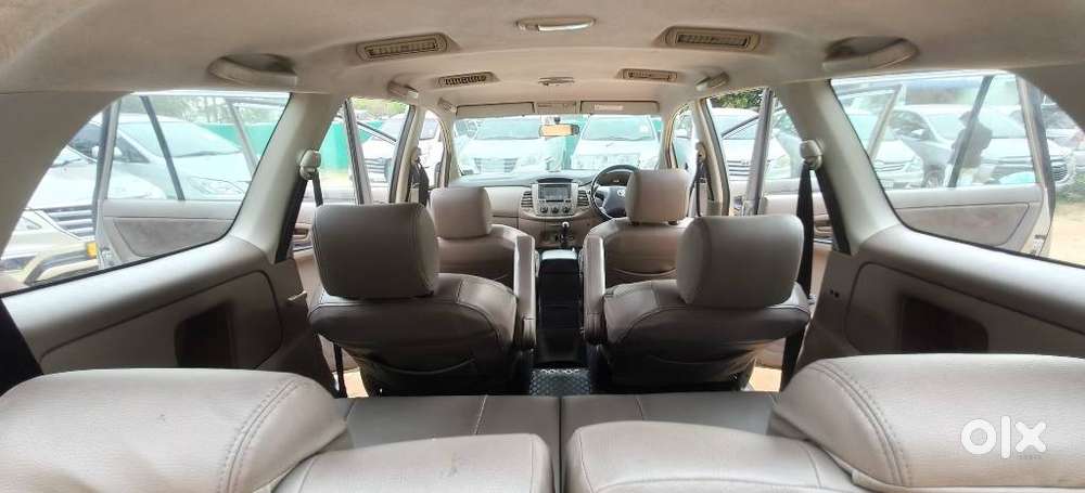 Toyota Innova 2.5 G (diesel) 7 Seater, 2016, Diesel