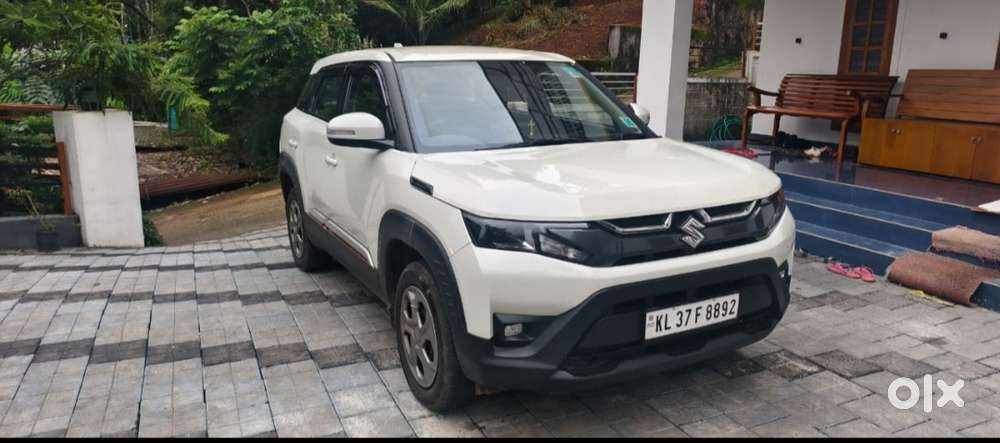 Maruti Suzuki Brezza Vxi At, 2024, Petrol