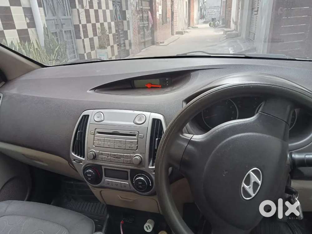 Hyundai I20 Sportz Petrol 2011exchange Aulto K10 Or I10