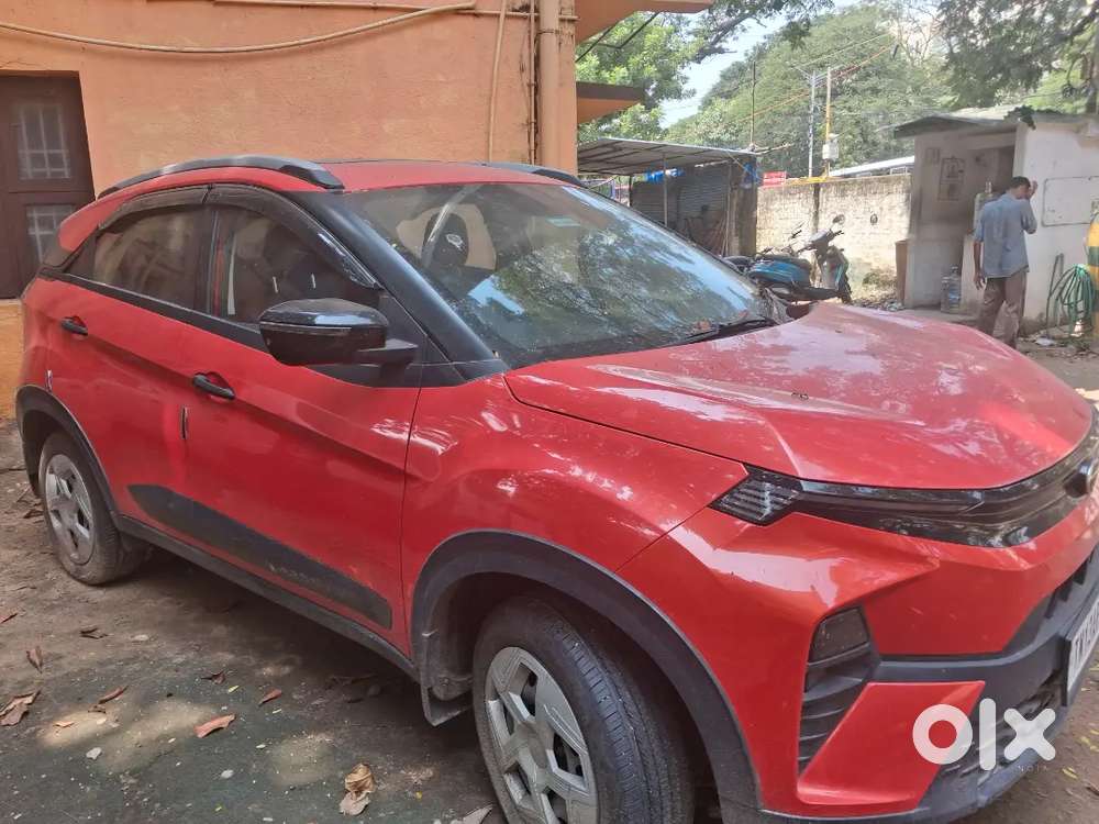 Tata Nexon Petrol 2024