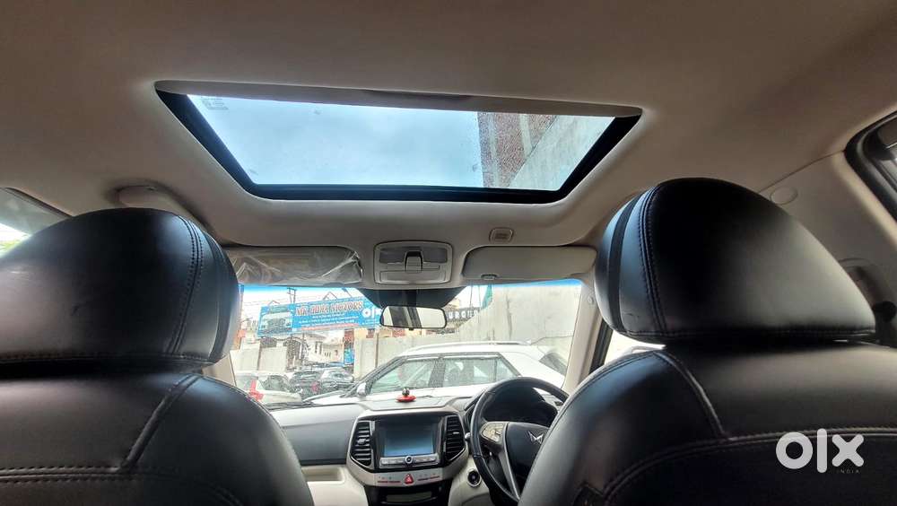 Mahindra Xuv300 W8 Option Diesel, 2023, Diesel