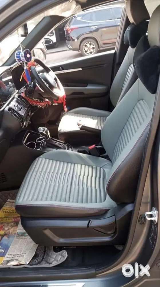 Kia Sonet X-line Top Model Atomic 2023 Petrol  Just Looking New