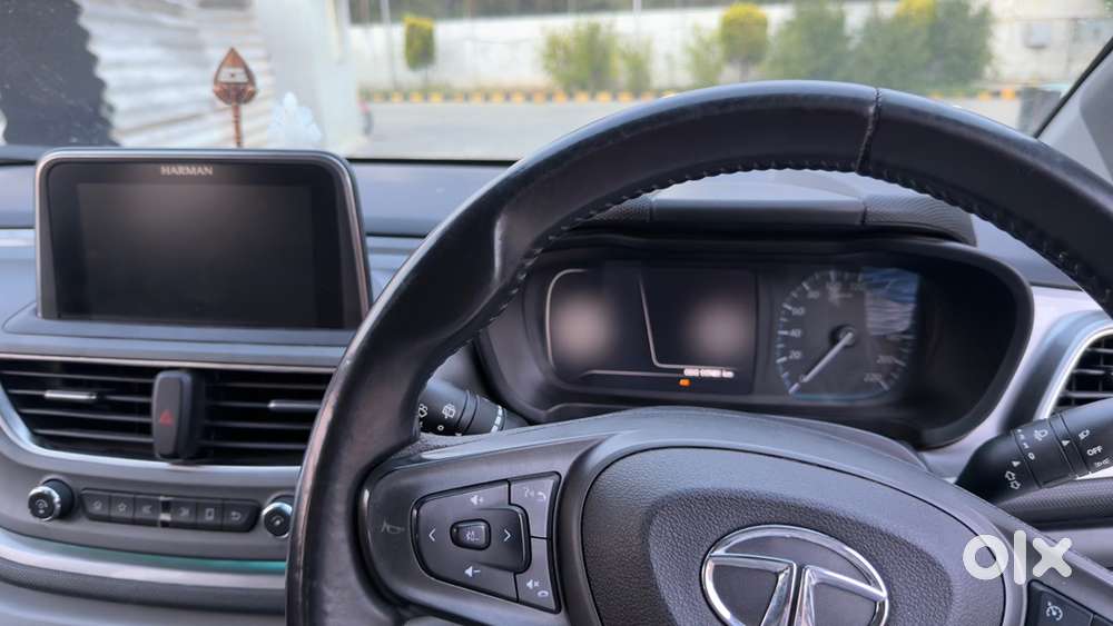 Tata Altroz Petrol 2021
