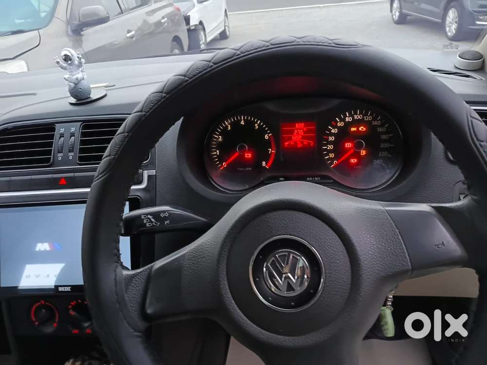 Volkswagen Polo Petrol 2011