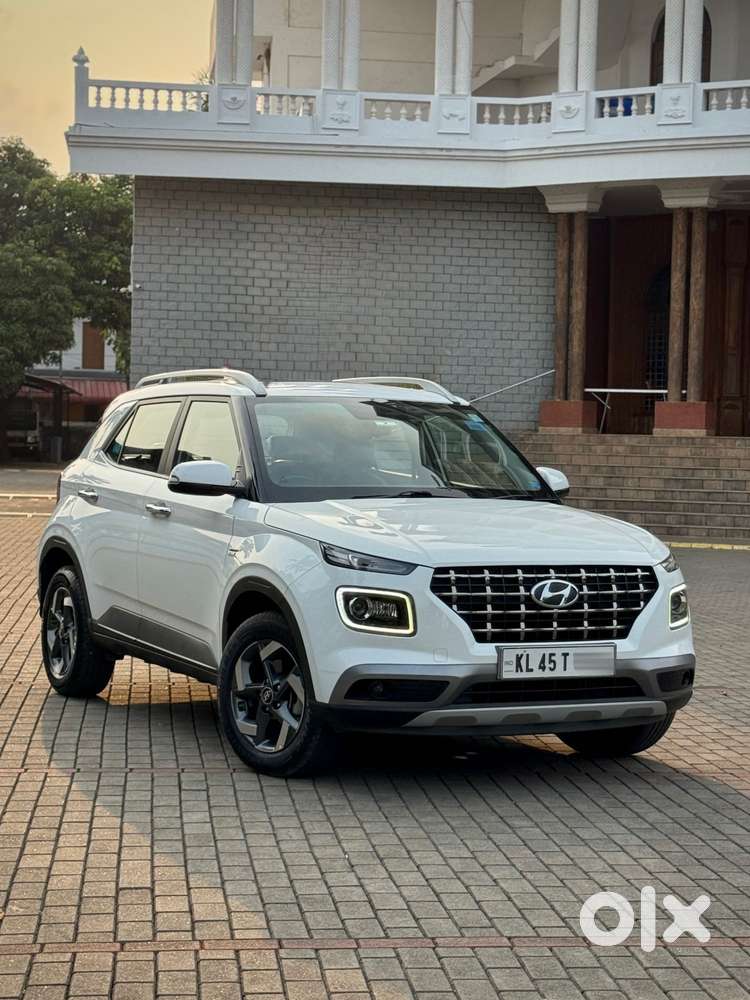 Hyundai Venue Sx Plus Turbo Dct, 2020, Petrol