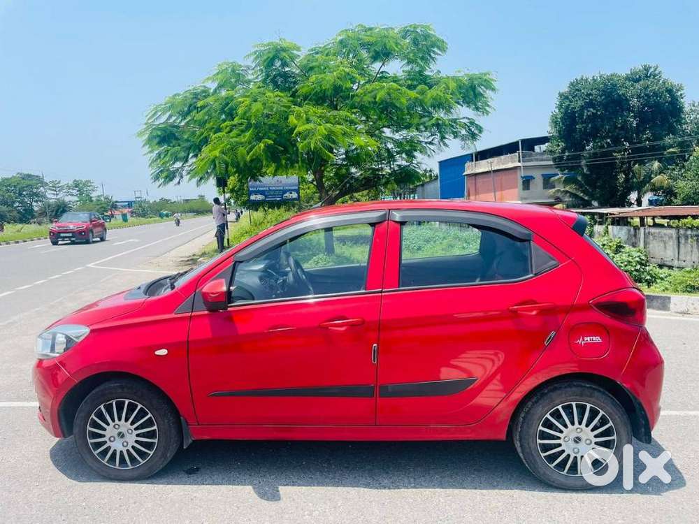 Tata Tiago 1.2 Revotron Xt, 2018, Petrol