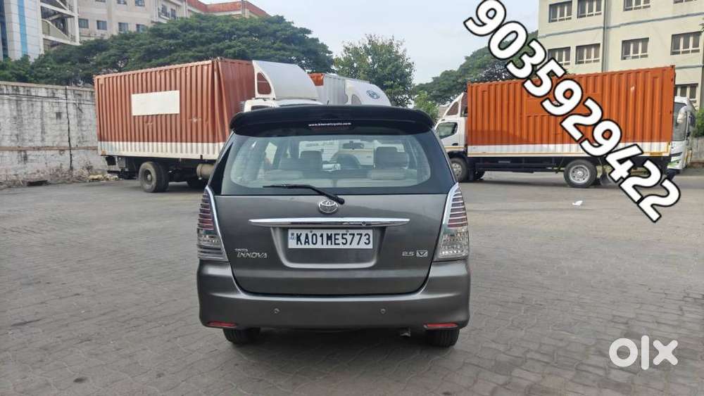 Toyota Innova 2.5 V 7 Str, 2009, Diesel