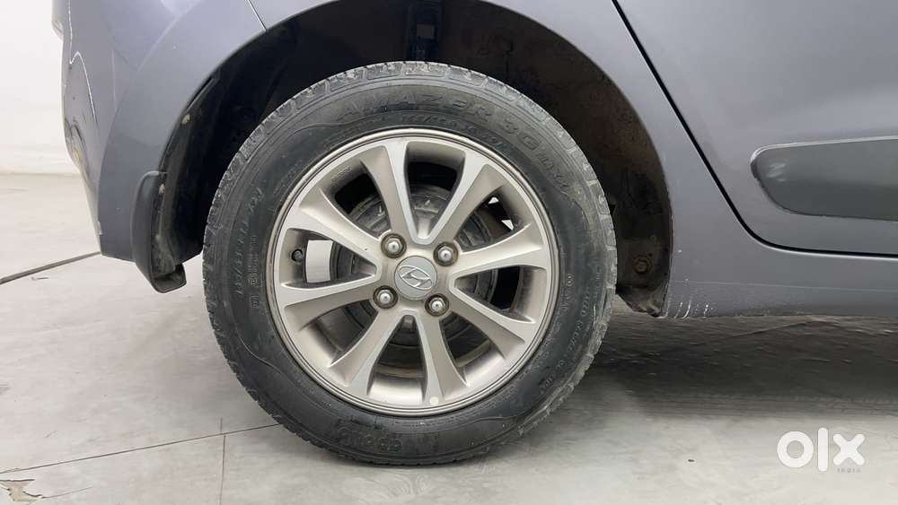 Hyundai Grand I10 1.2 Kappa Vtvt Asta (o) At, 2016, Petrol