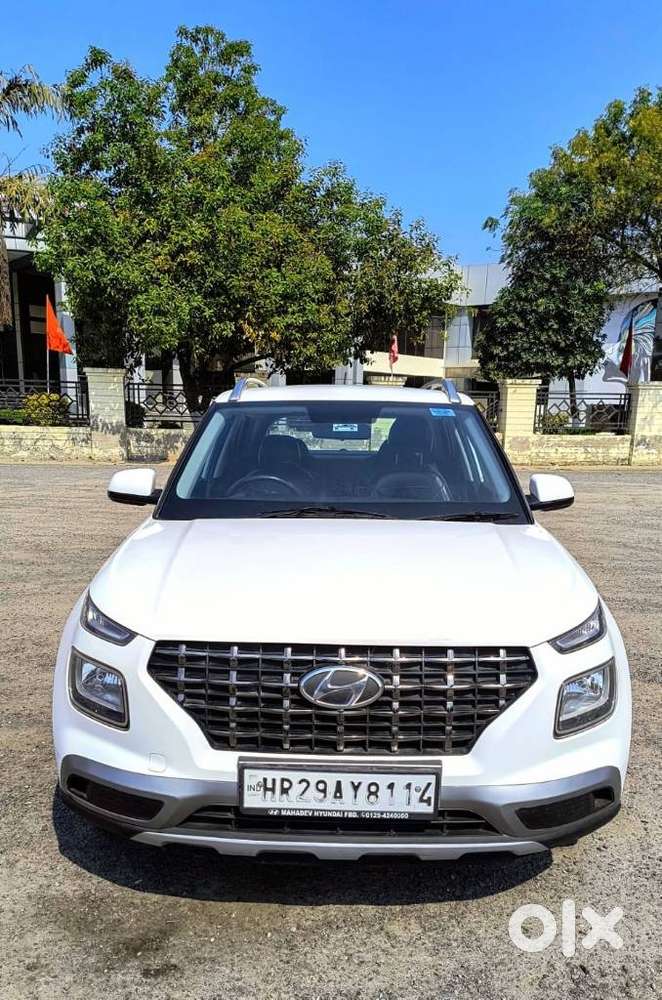 Hyundai Venue S 1.2 Petrol, 2022, Petrol
