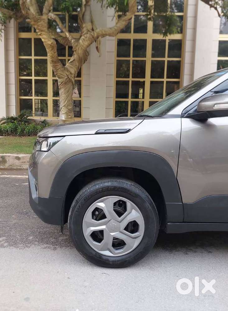 Maruti Suzuki Brezza 1.5 Lxi Smart Hybrid, 2025, Petrol