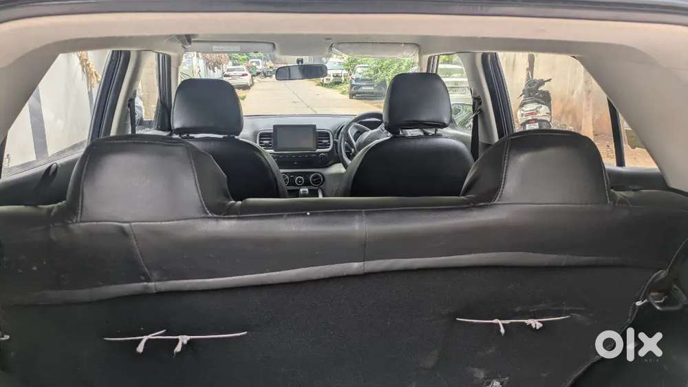 Hyundai Venue Mt Petrol 2023