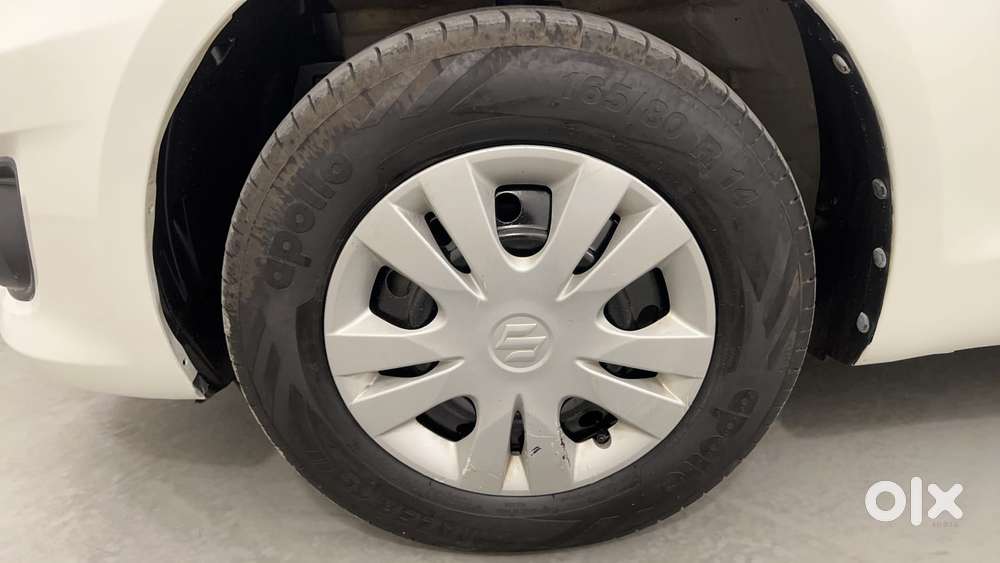 Maruti Suzuki Swift Dzire 1.3 Vxi, 2015, Petrol