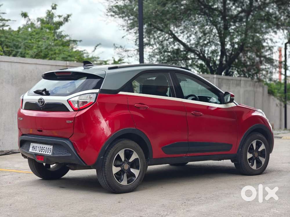 Tata Nexon 1.2 Revotron Xza Plus Dualtone, 2018, Petrol