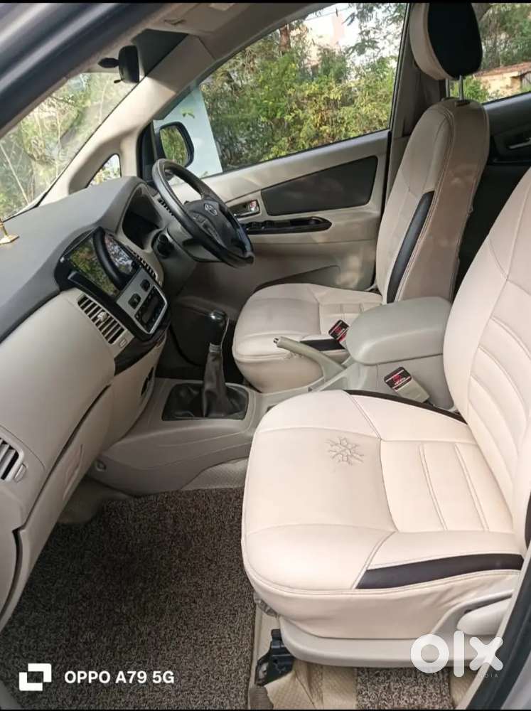 Toyota Innova 2015 Diesel 213000 Km Driven