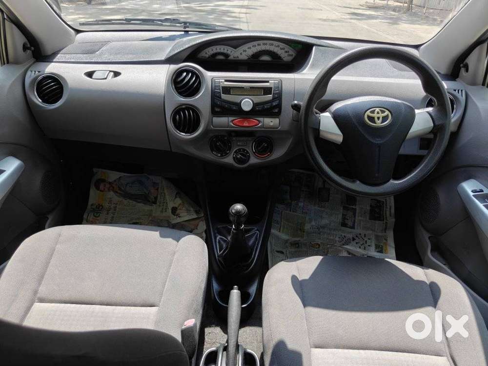 Toyota Etios 2010-2012 V, 2011, Petrol