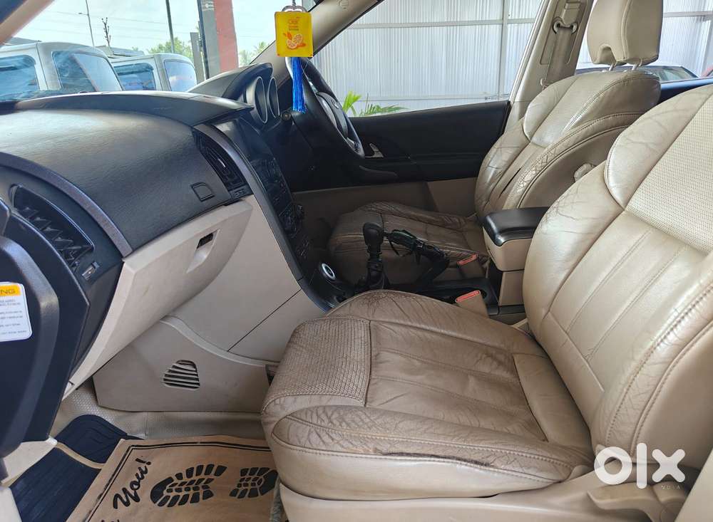 Mahindra Xuv500 2.2 W10, 2015, Diesel