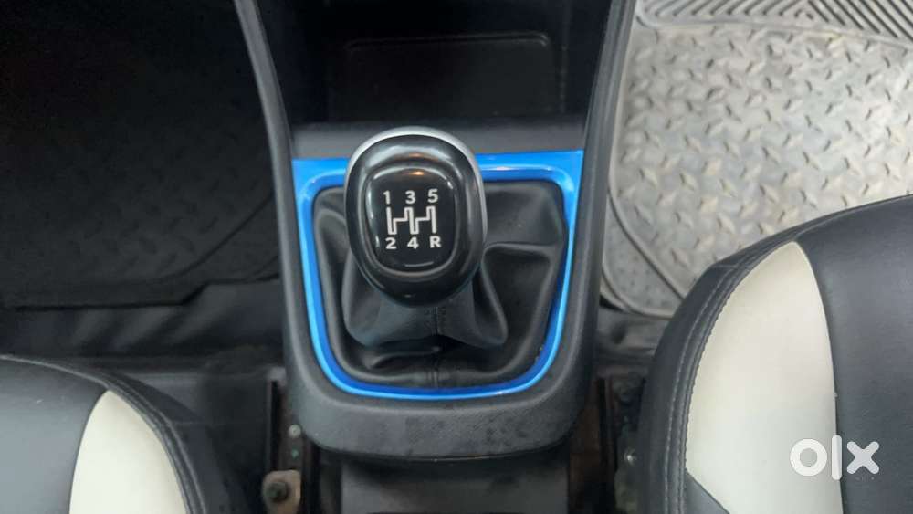 Tata Punch Creative, 2023, Petrol