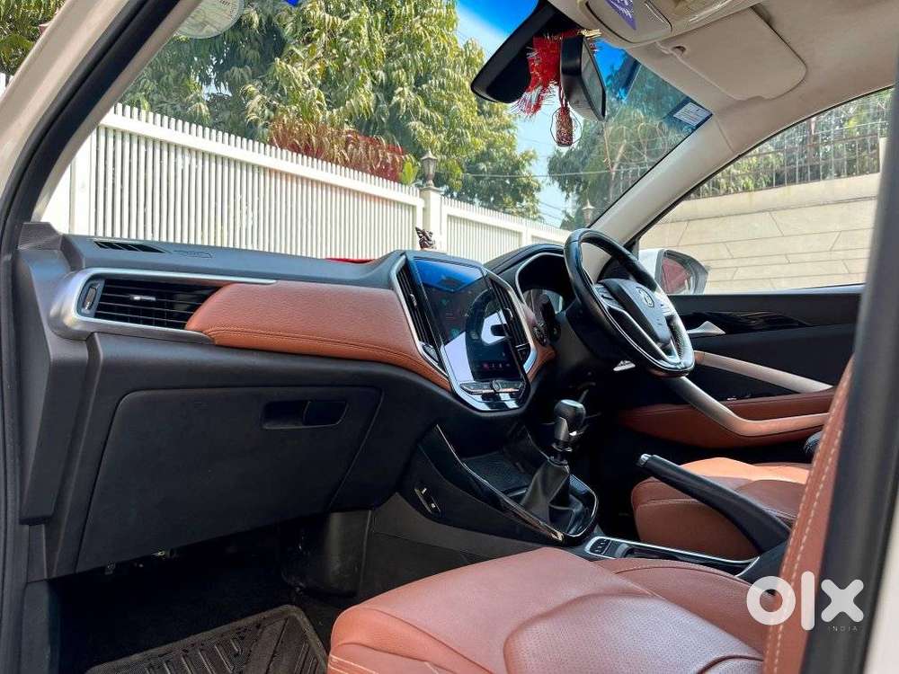 Mg Hector Plus 1.5 Hybrid Sharp Turbo 6 Str, 2022, Petrol