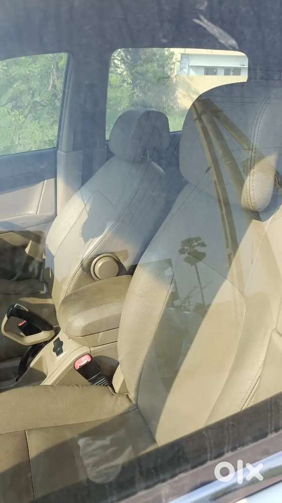 Chevrolet Captiva 7 Seater 2011 Top-end Model