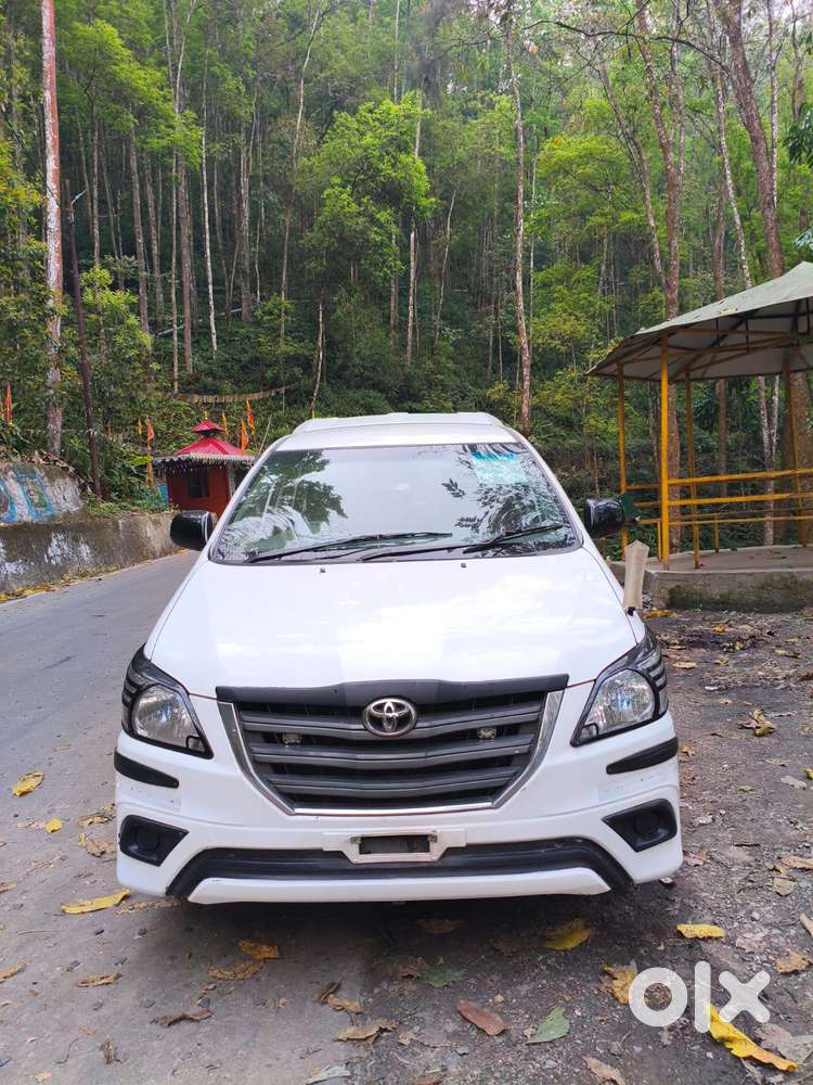 Toyota Innova 2.5 G (diesel) 8 Seater, 2014, Diesel