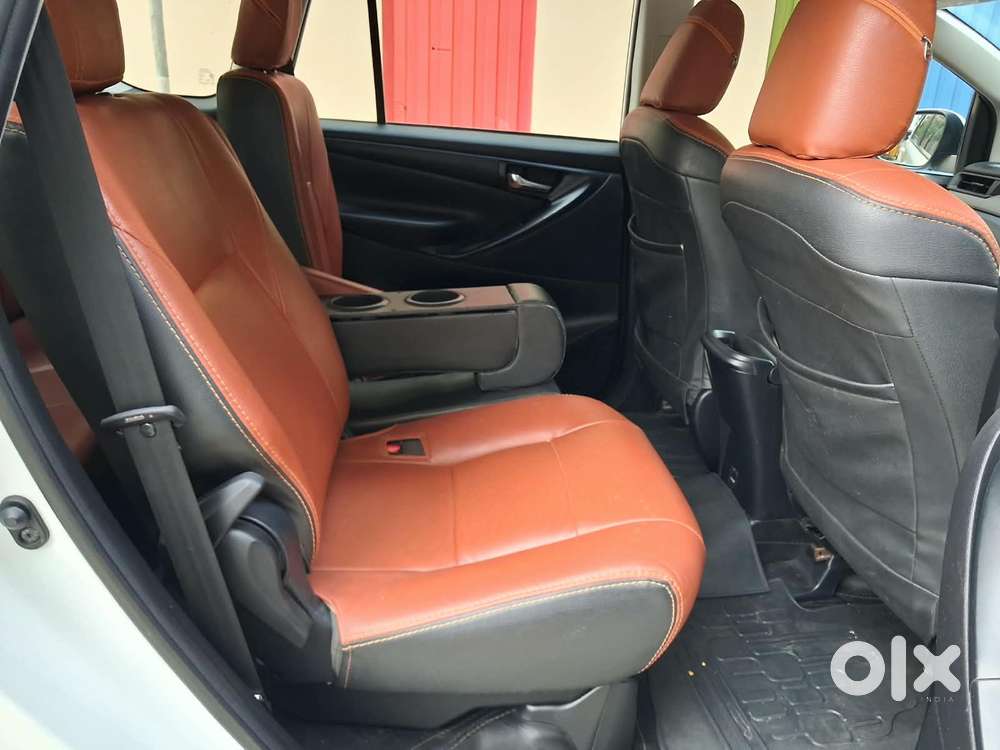 Toyota Innova Crysta [2020-ongoing] 2.7 Gx Mt 7 Str, 2023, Diesel
