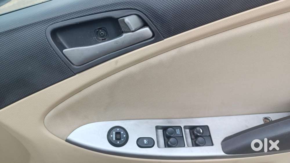 Hyundai Verna [ ] Fluidic 1.4 Vtvt, 2015, Petrol