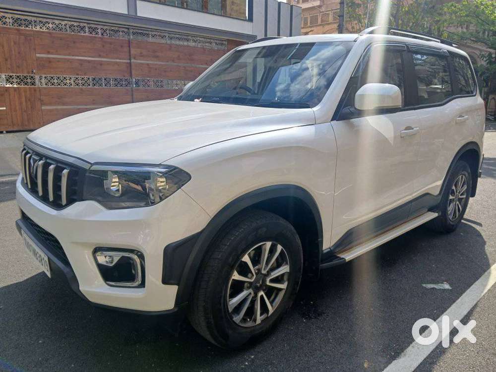 Mahindra Scorpio-n 2.0 Z4 Petrol Mt 7 Str, 2024, Petrol