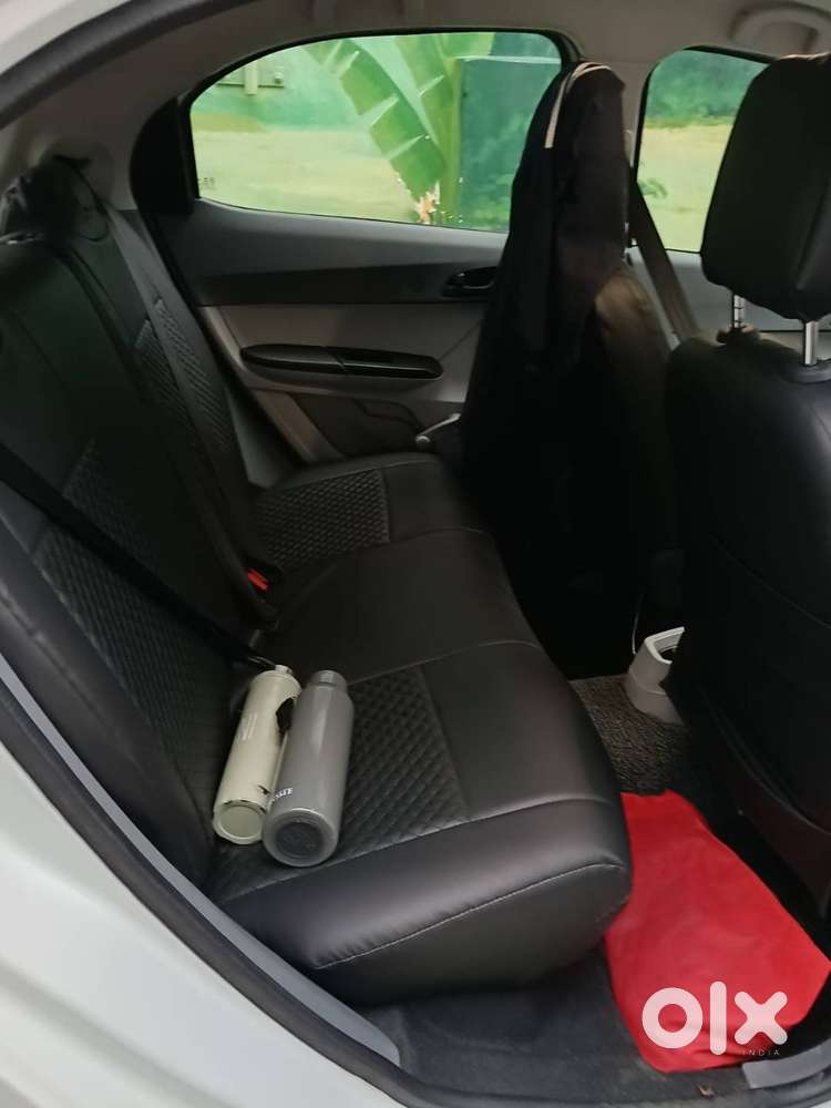 Fron Door, Power Window Fitted, Central Lock Fitted.