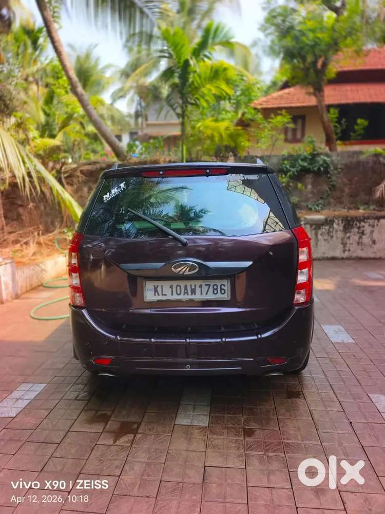 Mahindra Xuv500 2015 Diesel 160000 Km Driven