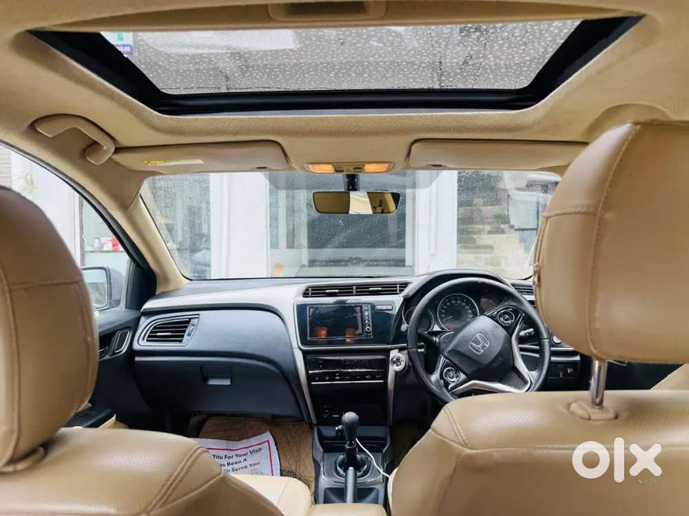 Honda City 1.5 Zx Petrol Manual 2019 Fully Top With Sunroof Push Butto