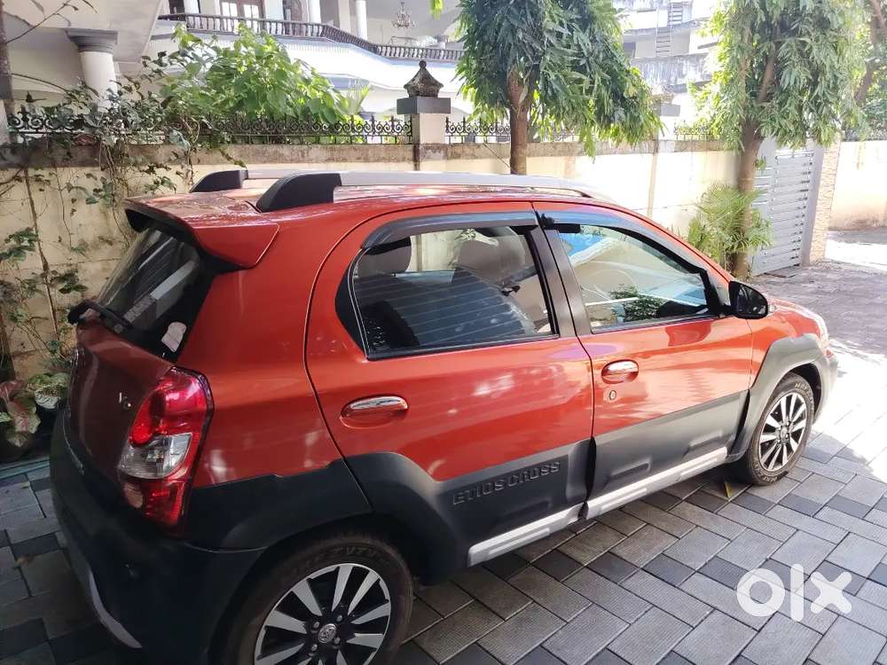 Etios Cross