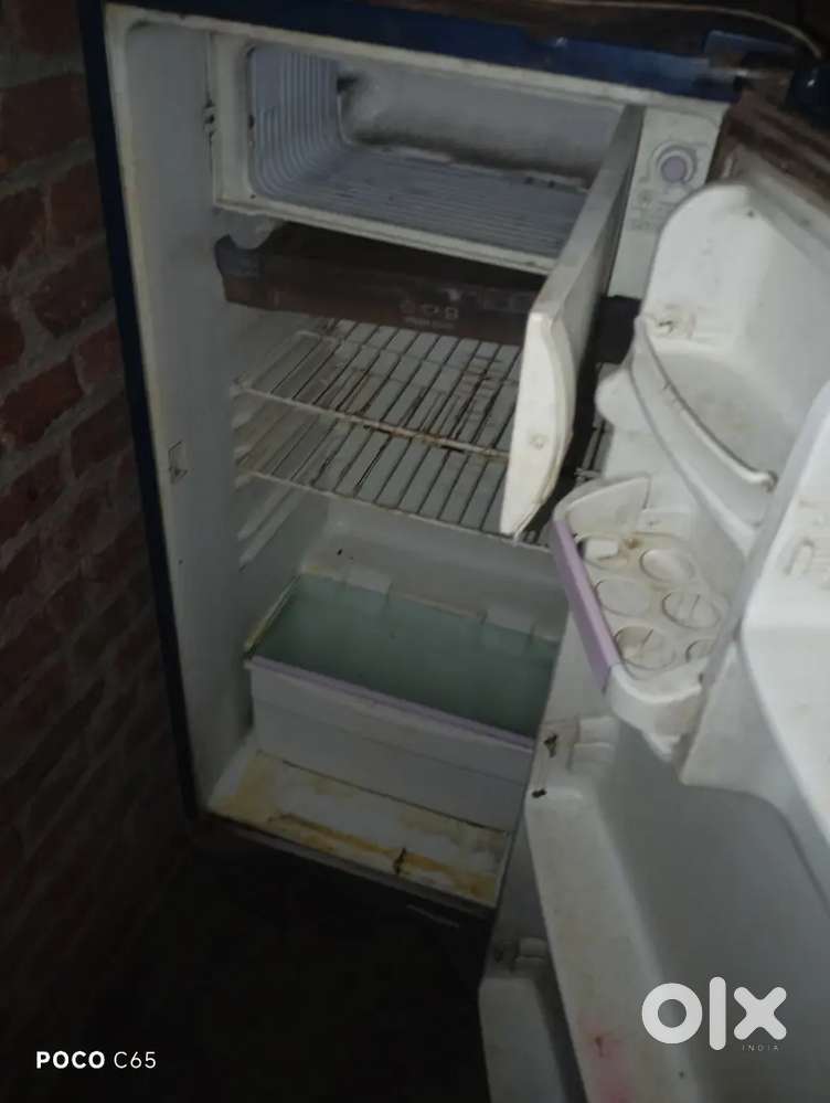 Fridges is best price 3,000