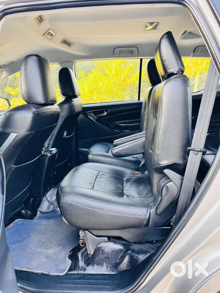 Toyota Innova Crysta 2.4 Gx Mt, 2016, Diesel