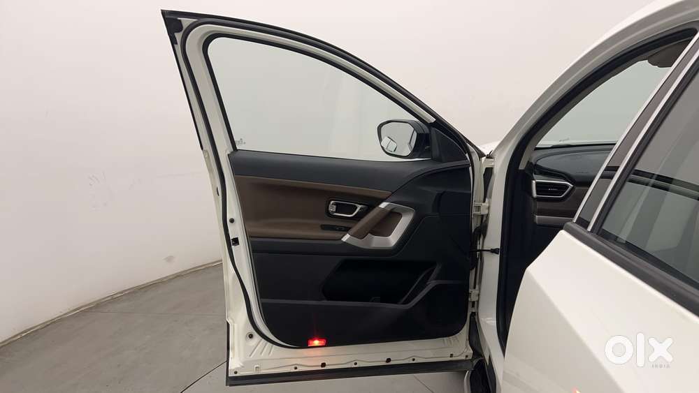 Tata Harrier Xza+, 2023, Diesel