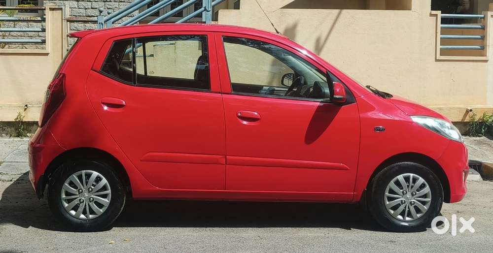Hyundai I10 Sportz At, 2013, Petrol