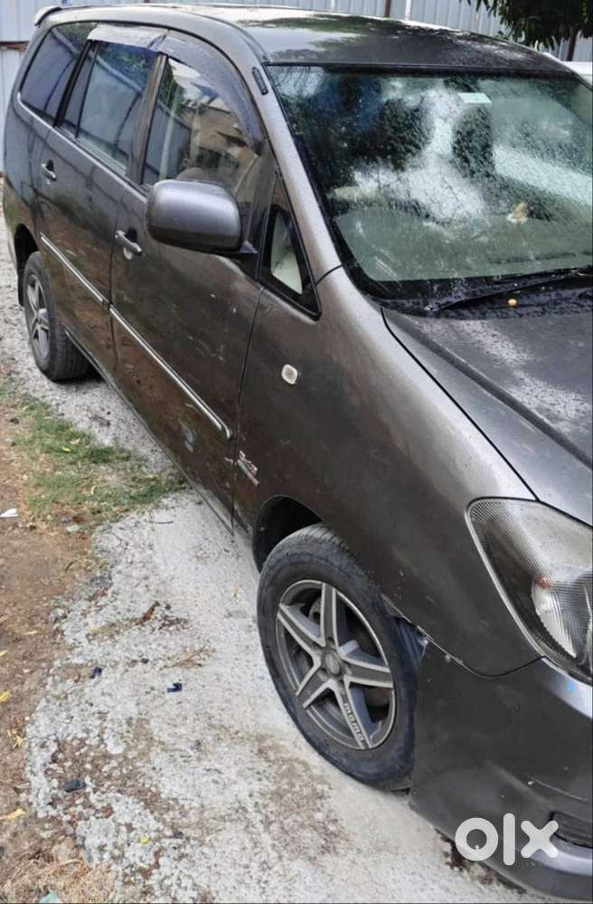 Innova 2.0 Gx 8seater