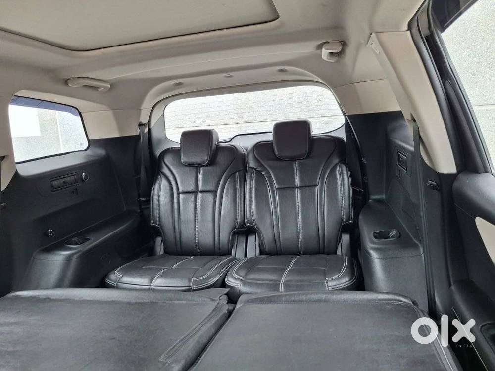 Mahindra Xuv700 2.2 Ax 5 Diesel At 7 Str, 2024, Diesel