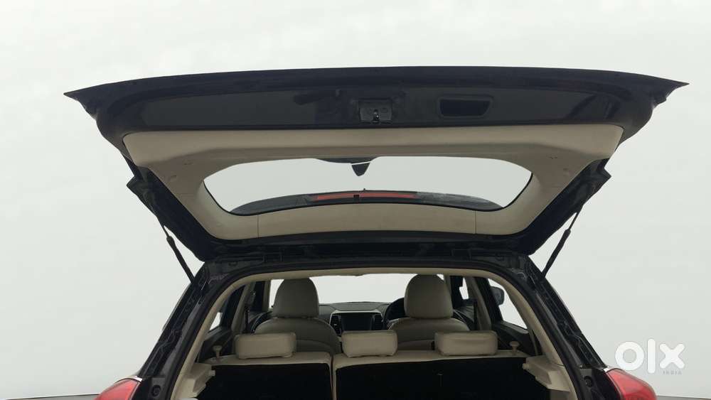 Mahindra Xuv300 W8 Option, 2021, Petrol