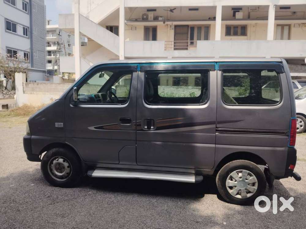 Maruti Suzuki Eeco 5 Str Ac (o), 2017, Petrol