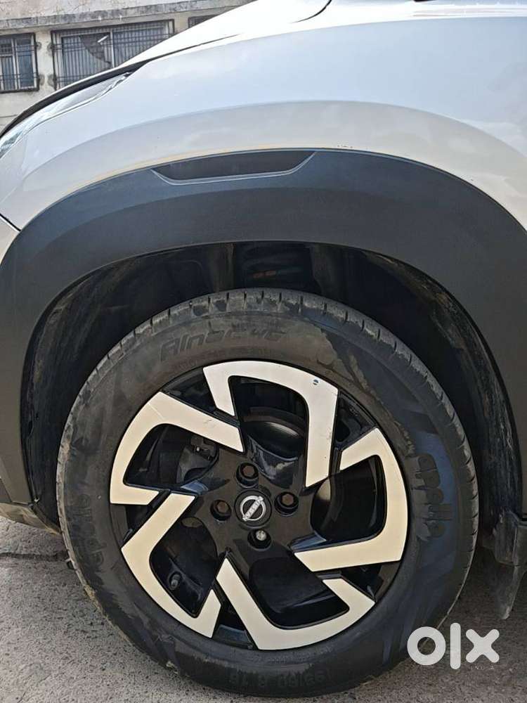 Nissan Magnite 1.0 Xv Premium Turbo Cvt, 2022, Petrol