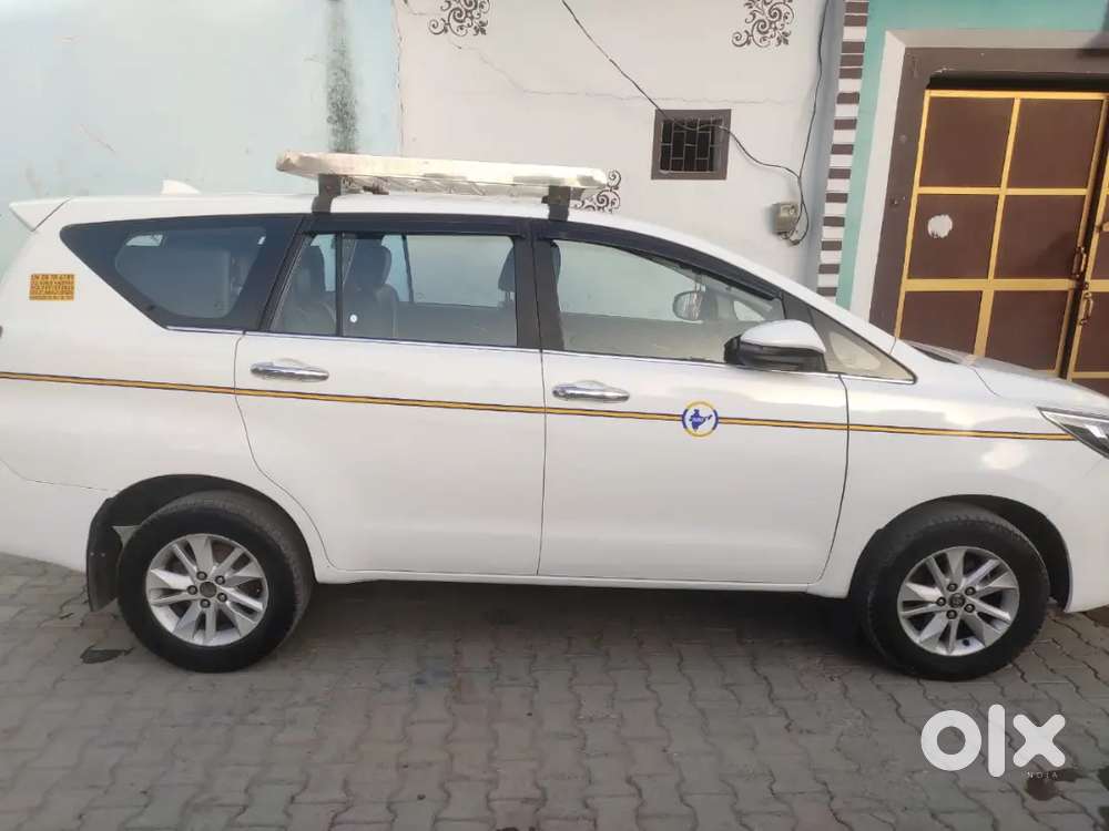Toyota Innova Crysta 2016 Model Diesel Manual