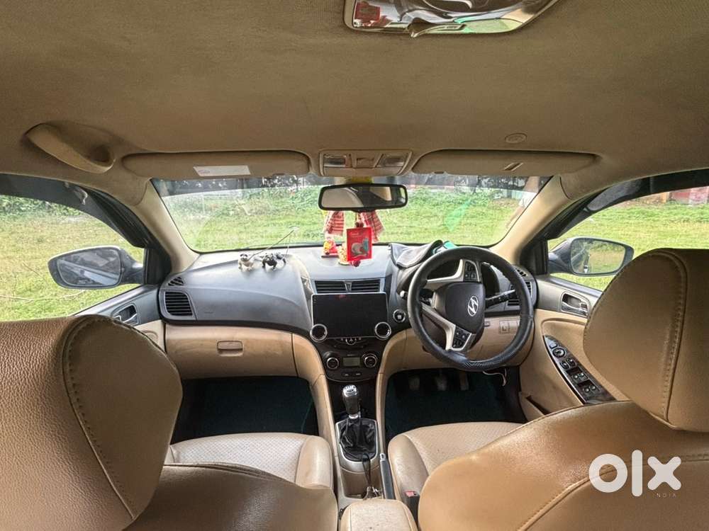 Hyundai Verna Petrol 2011