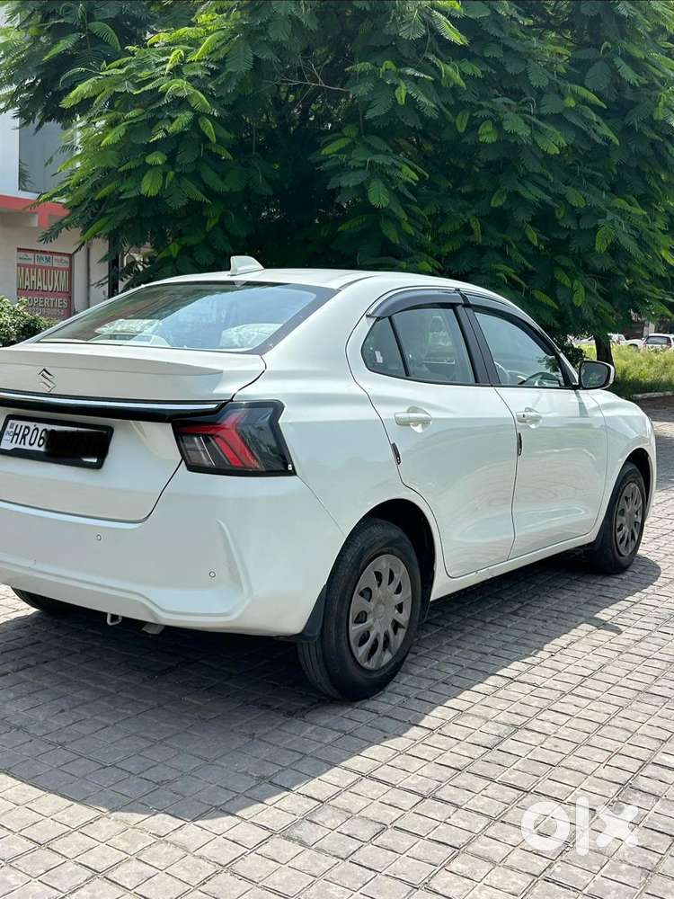 Maruti Suzuki Dzire 1.2 Vxi, 2024, Petrol
