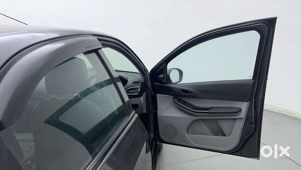 Tata Tiago 1.2 Revotron Xt Cng, 2022, Cng & Hybrids