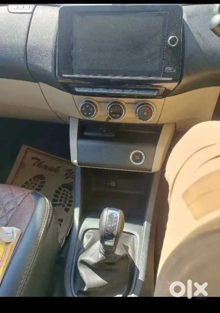 Renault Triber 2022 Petrol Rxz Amt Dual Tone