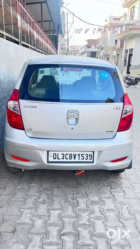 Hyundai Petrol Manual 2011